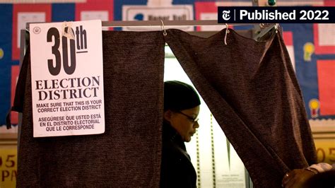 Books on Democracy Under Threat - The New York Times 