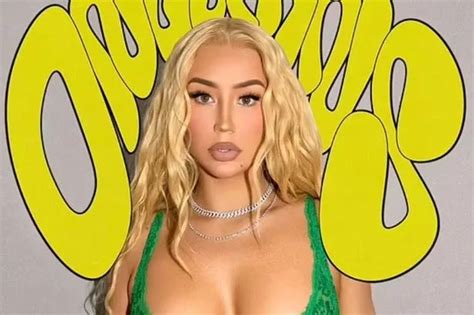 Iggy Azalea Shows Off Eye Popping Curves In Lingerie As She Joins