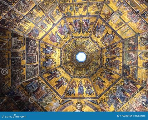 El Baptisterio De San Giovanni In Florence Imagen De Archivo Editorial