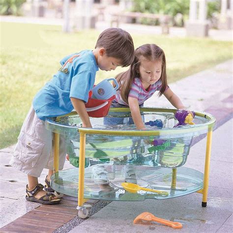 Best water table for kids: perfect for splashing around in the garden | Gardeningetc