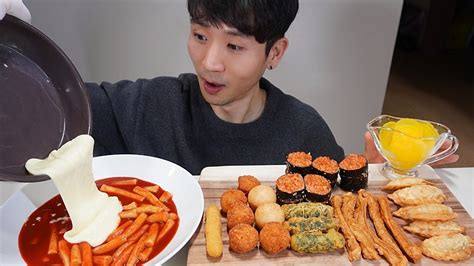 신전 떡볶이 먹방 신전김밥 치즈볼 김말이 튀김만두 튀김오뎅 이렇게 밥 비벼 먹었더니 극락 Mukbangcheese