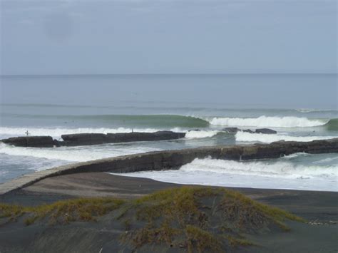 Patea River Mouth Surf Forecast and Surf Reports (Taranaki, New Zealand)