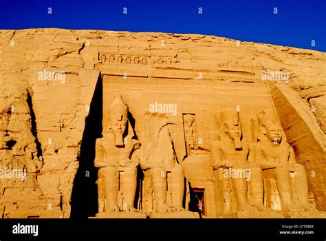 Der Tempel von Ramses II in Abu Simbel im Süden von Ägypten