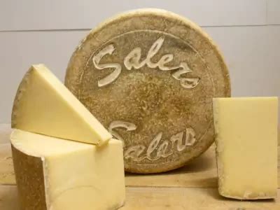 Les Fromages AOP D Auvergne Guide Gastronomie Vacances