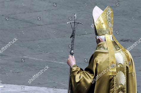 Pope Benedict Xvi Holds Papal Staff Editorial Stock Photo Stock Image