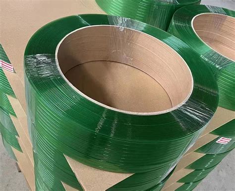 Manual Strapping Green Color Smooth With Embossed Polyester Strapping