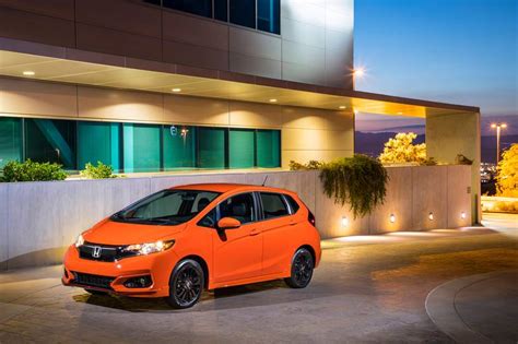 2019 Honda Fit Pictures - 360 Photos | Edmunds