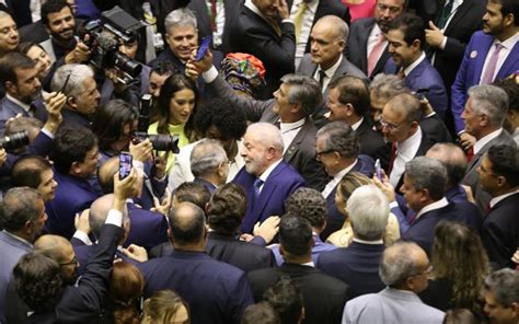 Líderes partidários apontam desafios do novo governo Lula Misto Brasília