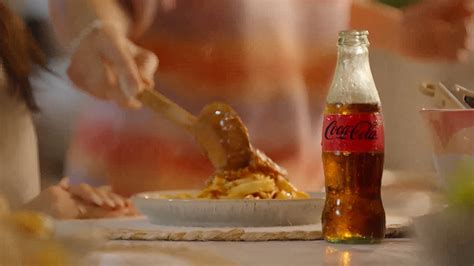 Una Receta M Gica Es La Nueva Campa A Global De Coca Cola