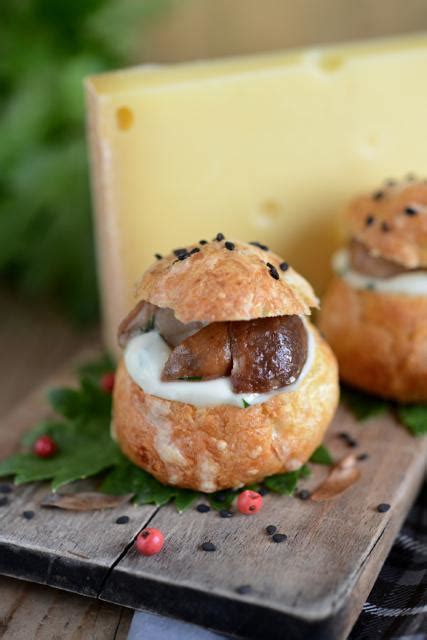 Recette du week end les gougères forestières au Gruyère France