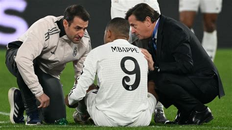 Real Madrid la tuile pour Mbappé sorti sur blessure après son joli