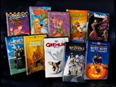 Warner Bros Halloween Videos Preview | Halloween gif, Scooby, Gremlins