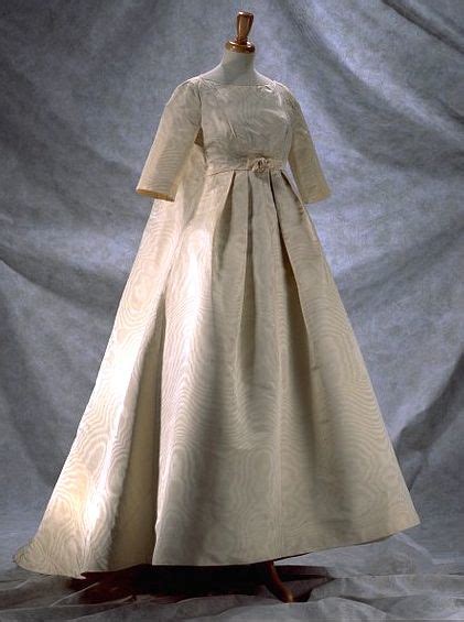 18th Century Wedding Dresses