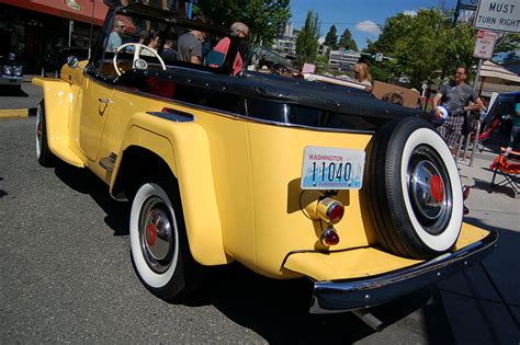 Willys Overland Jeepster Photos and Specs from MadChrome.com