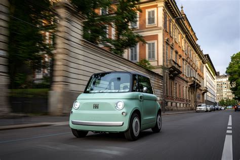 Découvrez La Fiat Topolino Le Quadricycle Électrique Idéal Pour La Ville