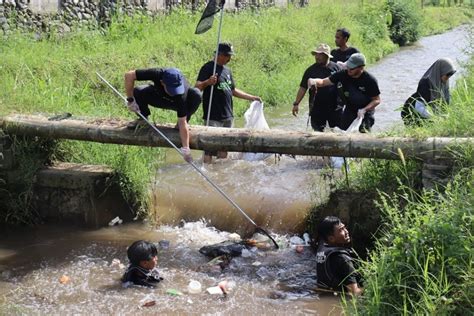 Memperingati Hari Lingkungan Hidup Internasional Pt Pln Persero