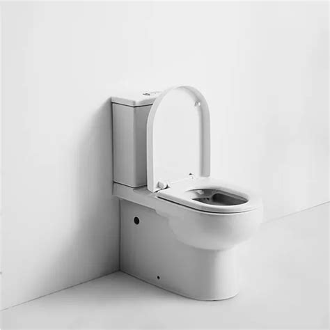 Sanitary Ware S Trap Water Saving Two Piece Siphonic Toilet With Slow