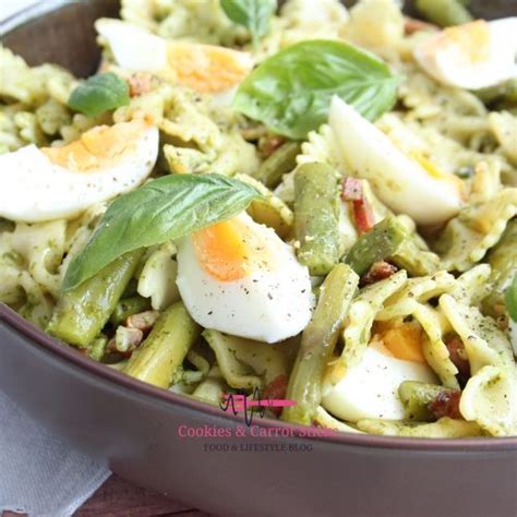 Pastasalade Met Groene Asperges En Rucola Pesto Cookies Carrot Sticks