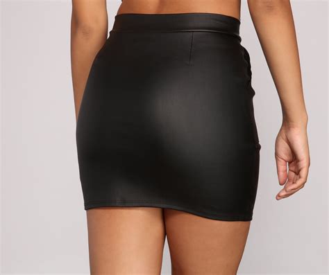 Edgy Glam Zip Front Mini Skirt