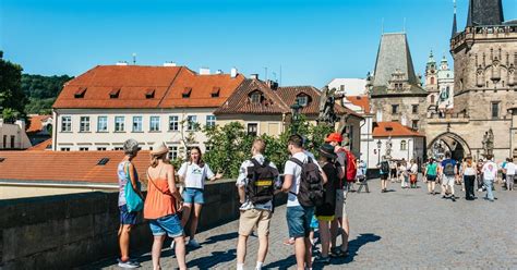 Praga Citt Vecchia Orologio Astronomico E Tour Della Metropolitana