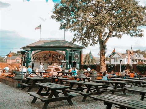 Biergarten The Rathskeller Restaurant