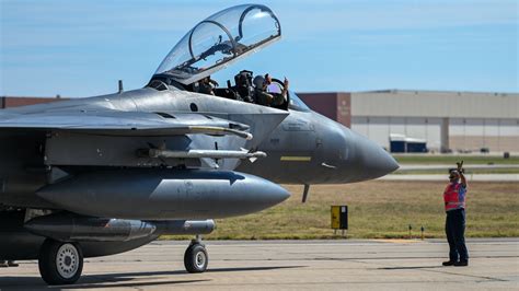 DVIDS News F 15s Stop At Tinker Air Force Base