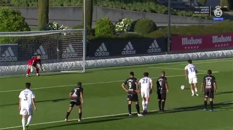 Segunda B Real Madrid Al Castilla Se Le Escapan Dos Puntos En El