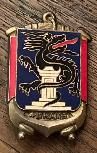 Insigne Militaire Pucelle Rama R Giment Dartillerie De Marine Eur