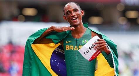 Alison Dos Santos Conquista O Bronze Nos 400m Barreiras Contra