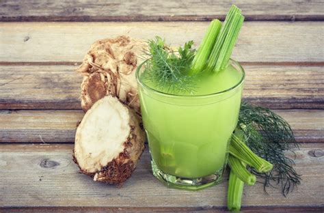 6 Tasty and Simple Juicing Recipes for Beginners - EatLove.Live