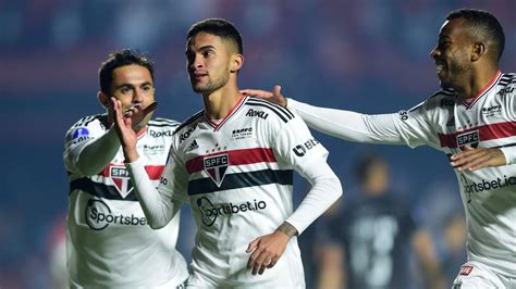 São Paulo tem desfalque importante para o duelo contra o Fluminense