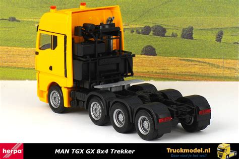 Herpa 313537 MAN TGX GX 8x4 Zwaartransporttrekker Truckmodel Nl