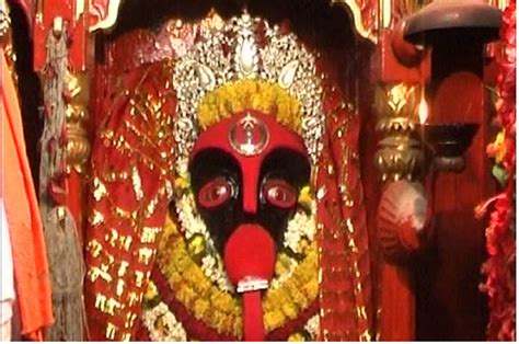 Navratri 2022 इस मंदिर में माता कालरात्रि की पूजा करने से घर में