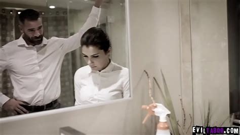 Vídeos limpiadora XVIDEOS