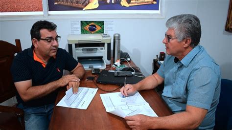 REDENÇÃO Aula inaugural do curso de Engenharia Civil da Unifesspa será