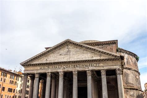 Il Famoso Antico Pantheon Romano Di Roma Italia Fotografia Stock