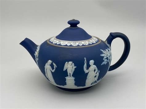 Wedgwood Metallised bone China England teapot teapot - www.weeklybangalee.com