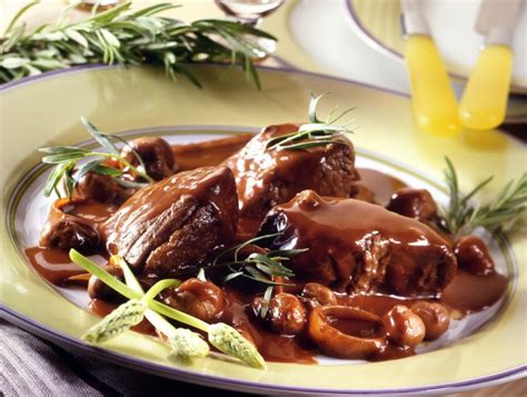 Recette La Joue De B Uf Brais E Au Vin De Pays Accompagn E De Pommes De