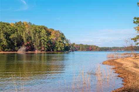 Lake Lanier in Atlanta - The Largest Lake in Georgia With Plenty of ...