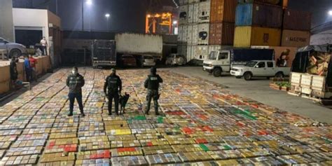 Ecuador se desliza hacia el agujero de la violencia y del narcotráfico