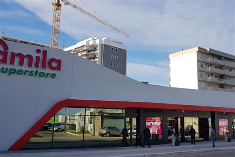 A Bari Megamark Apre Il Quarto Famila Superstore Retail Food