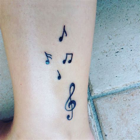 Tatouage Note De Musique Cheville Fait Par Ambretattoo Hommes Avec