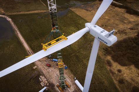 Another Vestas Turbine Collapse Forces Us Wind Farm Shutdown