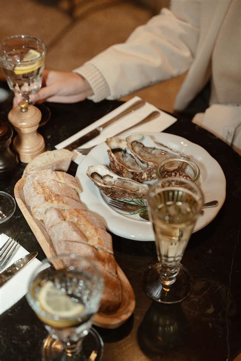 The Viennese Girl added a new photo —... - The Viennese Girl