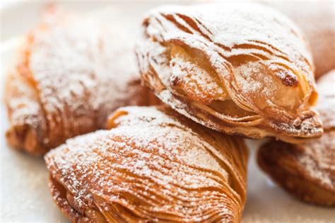 Sfogliatelle Ricce Napoletane La Ricetta Per Prepararle A Casa In Poco