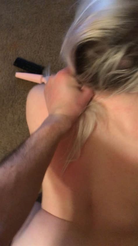 Another Blonde Muncie Slut Snorting Coke Getting Railed Porn Pictures