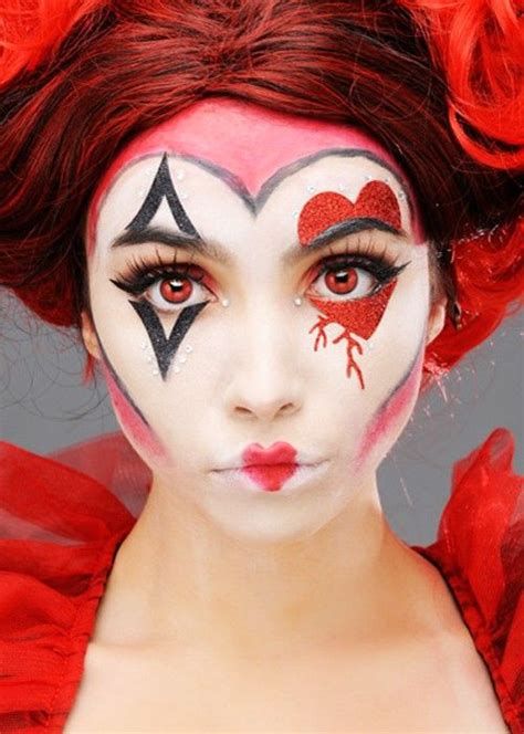 Pin By Kekel On Costumes Queen Of Hearts Makeup Halloween Makeup Looks Alice In Wonderland