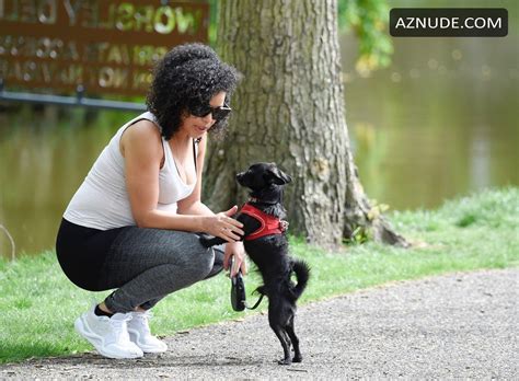 SARAH JANE CRAWFORD Nude AZNude