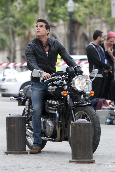 Mario Casas | Motorcycle style, Cafe racer bikes, Biker style