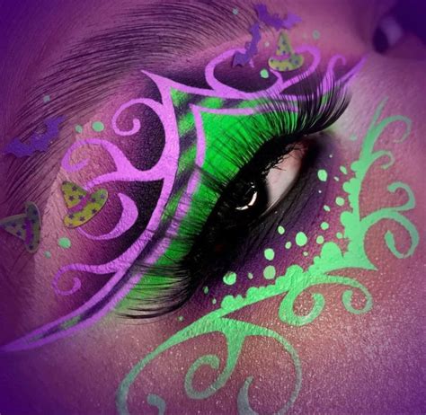 Pin By Ginger Fox Y On Oczy Makeup Eyeshadow Palette Eye Makeup Eye Makeup Art